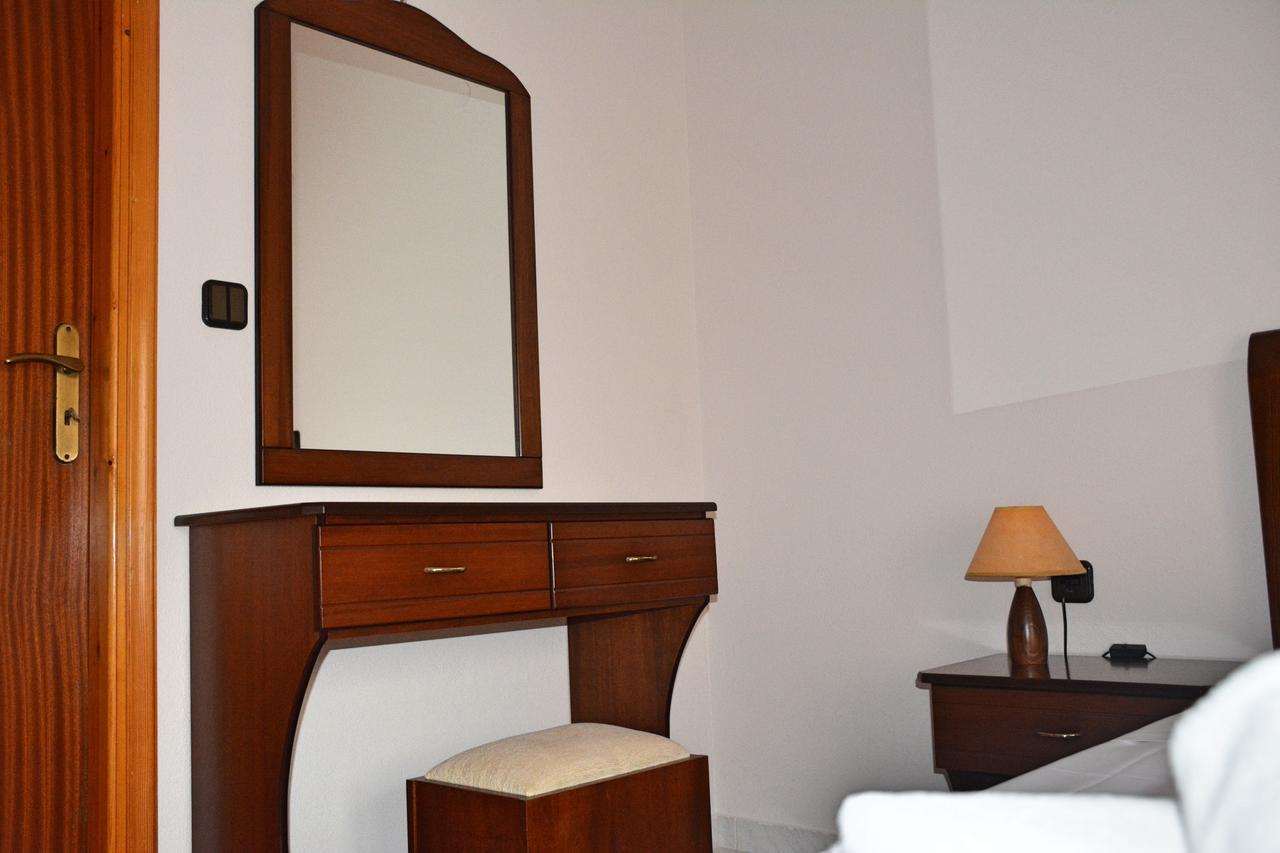 Mokos Rooms Perdika  Buitenkant foto