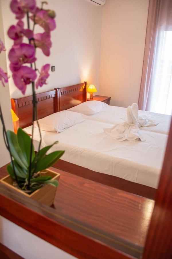 Mokos Rooms Perdika  Buitenkant foto